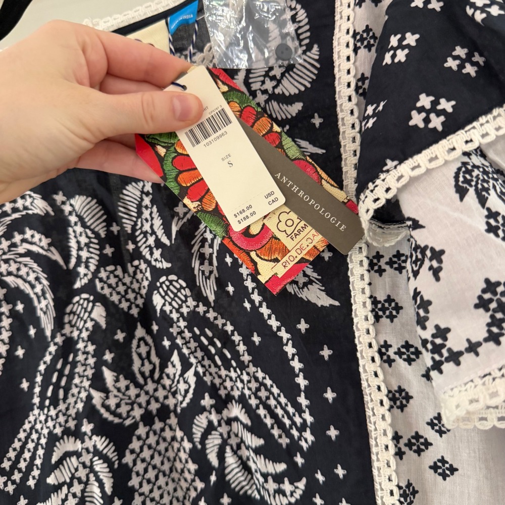 Farm Rio Anthropologie Embroidered Flutter Sleeve Blouse Black White S NWT Boho - Picture 2 of 5